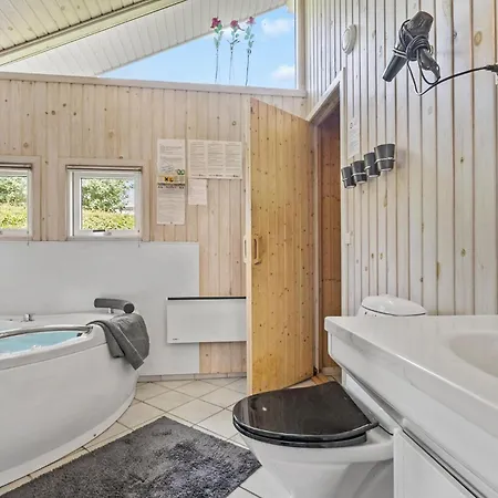 Holiday home Cozy Home In Hejls With Kitchen *